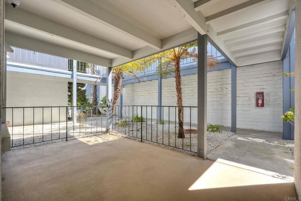 3612 Vista Bella 2