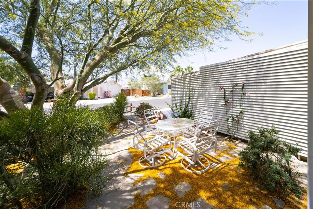 Tri Palm Estates (32005) - Manufactured In Park