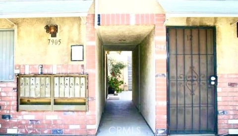 Photo of 7905 Agnes AVE #12, North Hollywood, CA 91605 (MLS # SR26228613)