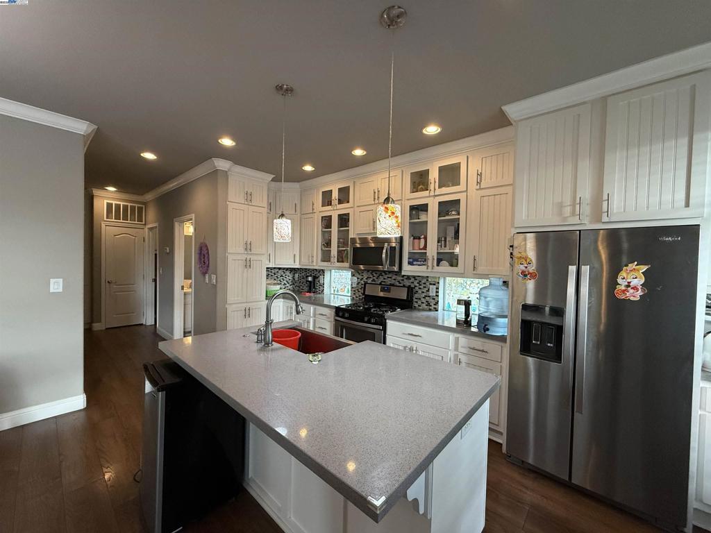 SUNNYVALE - Manufactured In Park