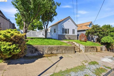 Photo of 3007 Bona St ST, Oakland, CA 94601 (MLS # 41138755)