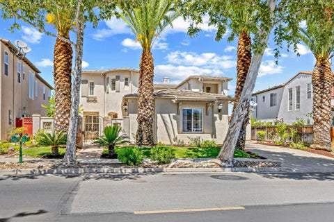 Photo of 2520 Club Drive, Gilroy, CA 95020 (MLS # ML82057901)