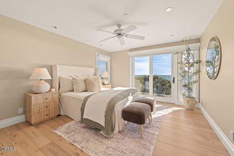 Tiny photo for 1096 Belfast Lane, Ventura, CA 93001 (MLS # V1-35928)