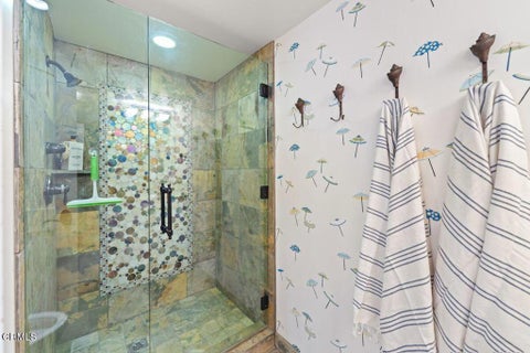 Tiny photo for 1096 Belfast Lane, Ventura, CA 93001 (MLS # V1-35928)