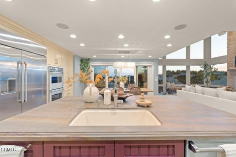Tiny photo for 1096 Belfast Lane, Ventura, CA 93001 (MLS # V1-35928)