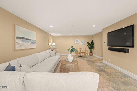Tiny photo for 1096 Belfast Lane, Ventura, CA 93001 (MLS # V1-35928)