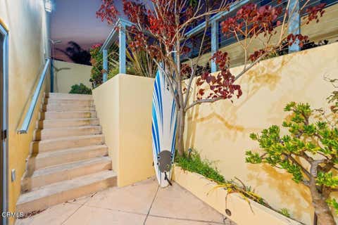 Tiny photo for 1096 Belfast Lane, Ventura, CA 93001 (MLS # V1-35928)