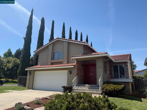 Photo of 812 Barnwood Dr DR, San Ramon, CA 94583 (MLS # 41134587)