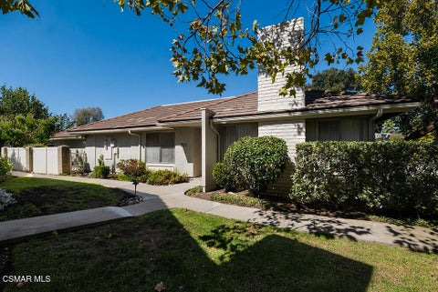 Photo of 2113 Portola Lane, Westlake Village, CA 91361 (MLS # 226004863)