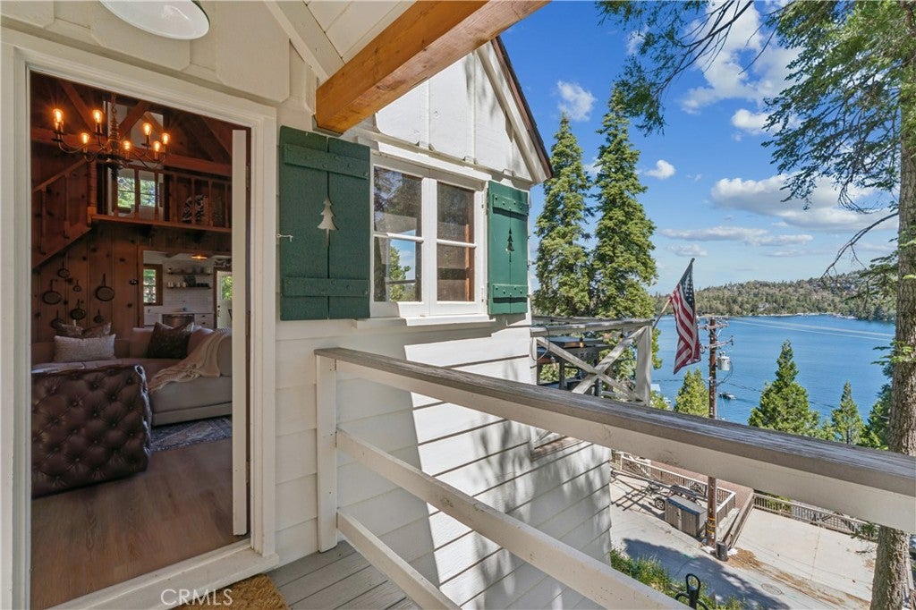 28901 Palisades
