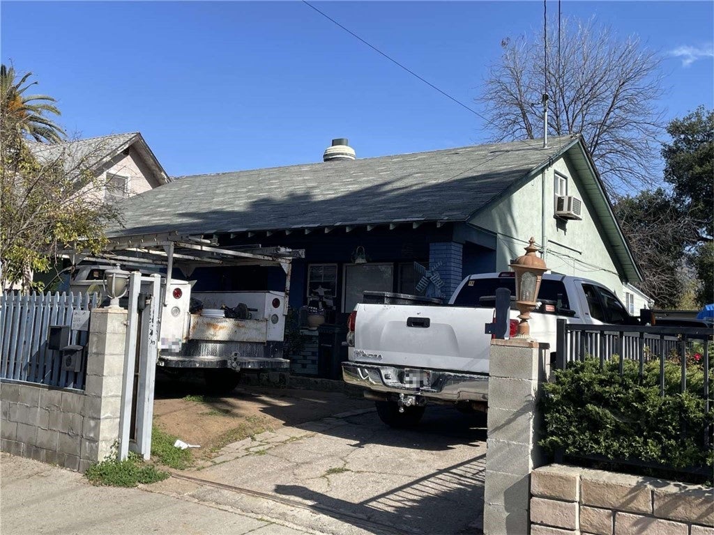 2104 Marengo Avenue