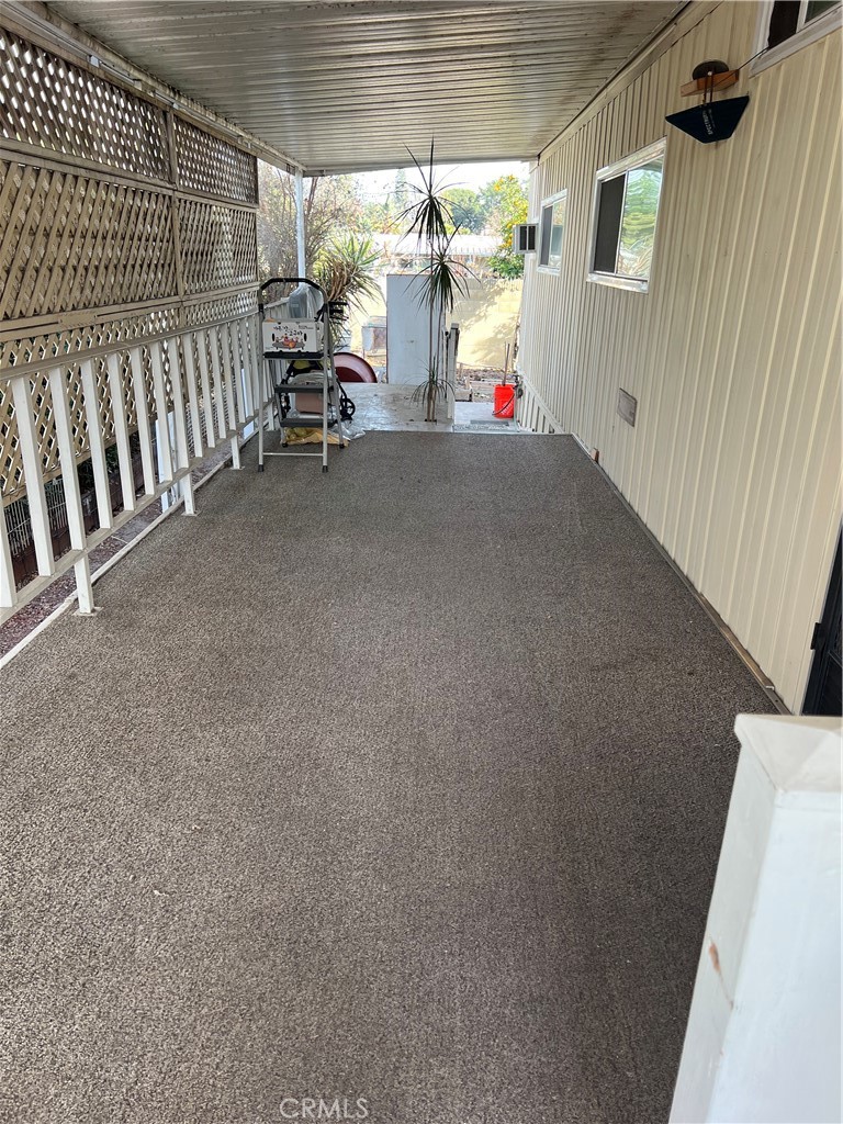 1001 W Lambert Road 284