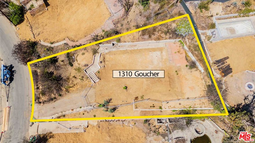1310 Goucher Street presents an outstanding Pacific Palisades development opportunity. This 8,904 sq ft lot offers 50 feet of frontage, excellent curb appeal, abundant natural light, and beautiful ocean views. A rare option also exists to acquire from the same owner the adjacent 18,307 sq ft parcel (listed at $4.5M), creating a 27,211 sq ft double lot with 165 feet of frontage just blocks from Palisades Village. Endless possibilities: build two side-by-side homes, create a multi-generational compound, or design one expansive estate. The lot's scale allows for a spacious residence and outdoor living while maintaining privacy. All just minutes from Palisades Village, top schools, boutique shops, dining, hiking, and the beach. Perfect for an owner-user or developer.