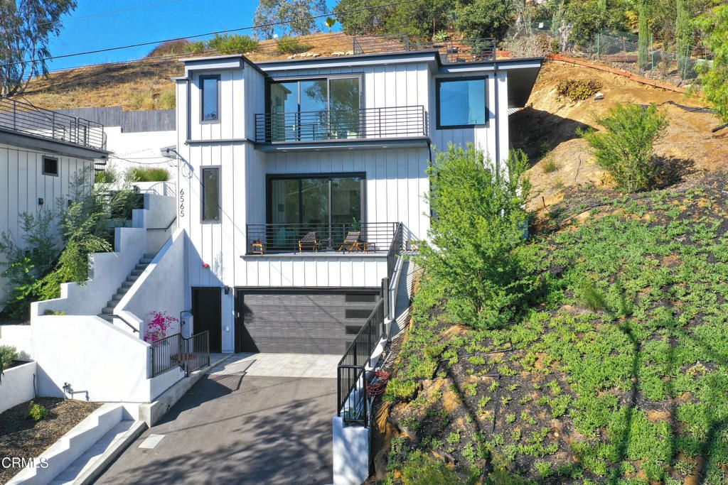 Photo of 6565 Pickwick Street, Los Angeles, CA 90042 (MLS # P1-24608)