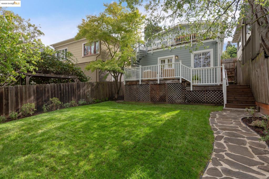 GLENVIEW - Residential