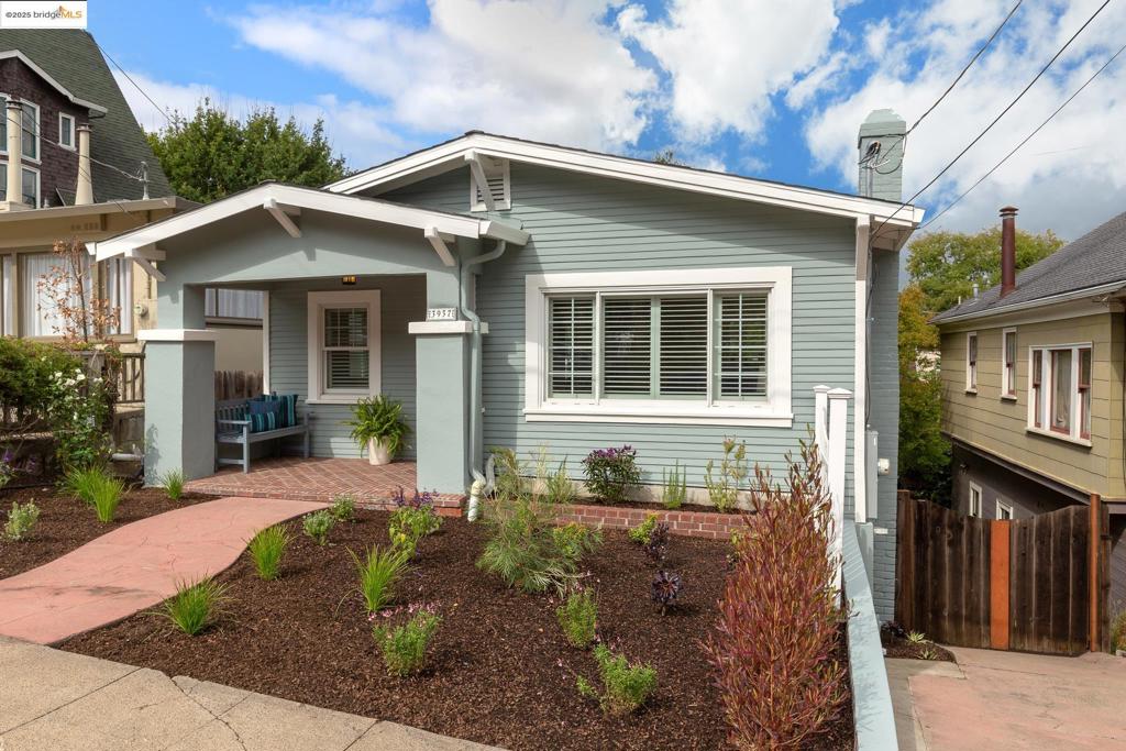 GLENVIEW - Residential