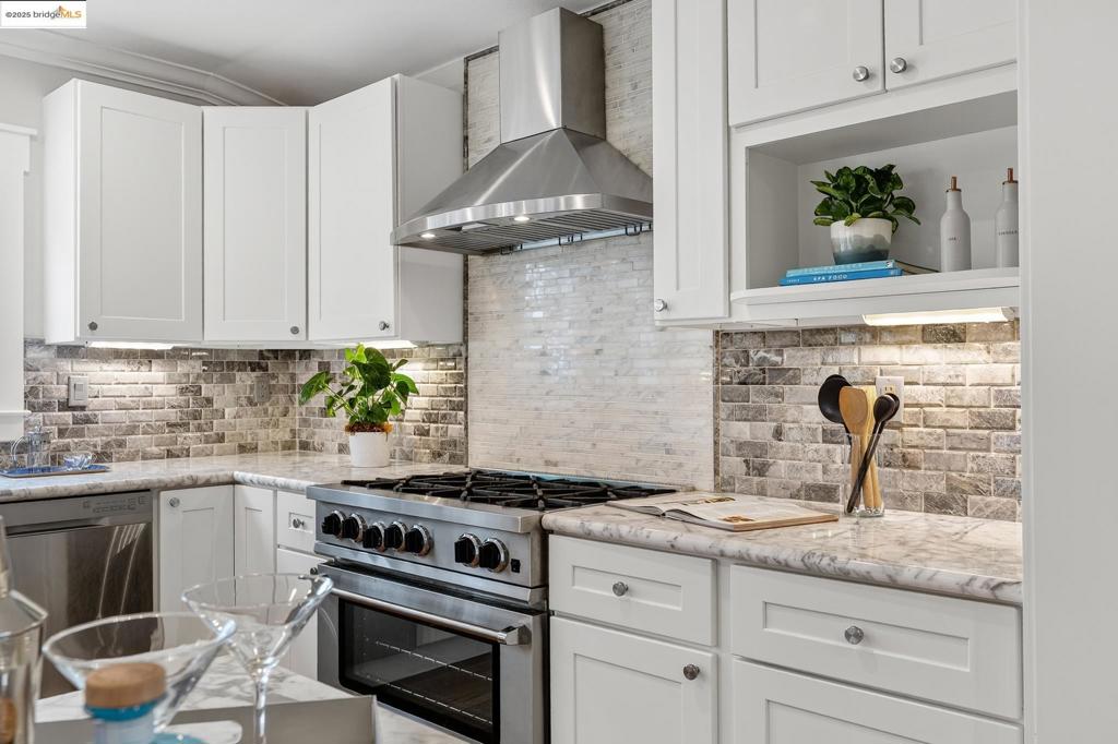GLENVIEW - Residential