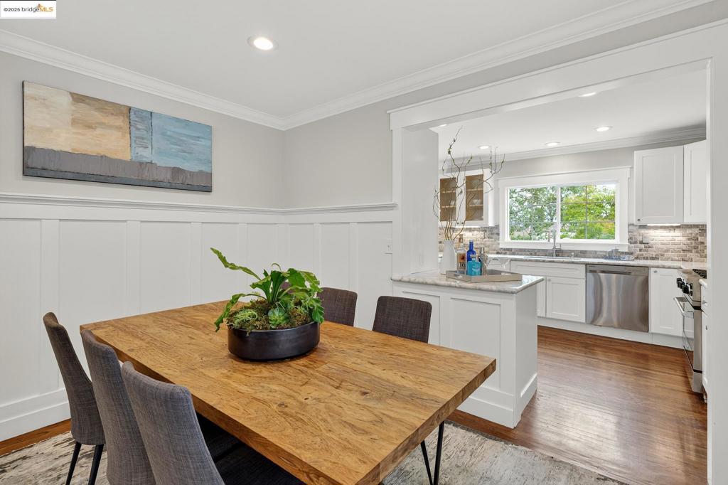 GLENVIEW - Residential