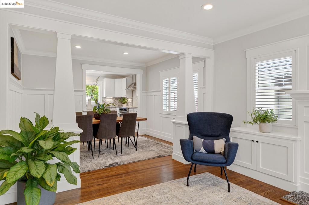 GLENVIEW - Residential