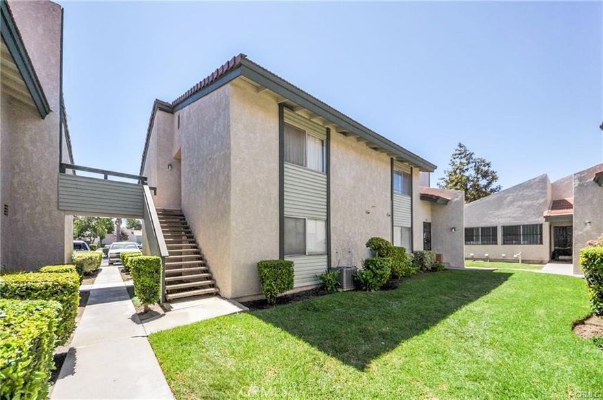 Spacious, upstairs, one bedroom and one bath condo in a gated community. Freshly painted throughout. Property has a small patio off the kitchen nook, new carpet in the bedroom and a new kitchen sink. The community offers 2 swimming pools, 2 laundry rooms and a club house. Property is located close to major freeways, restaurants, shopping centers and transportation. Property is also close to Loma Linda hospital/university.