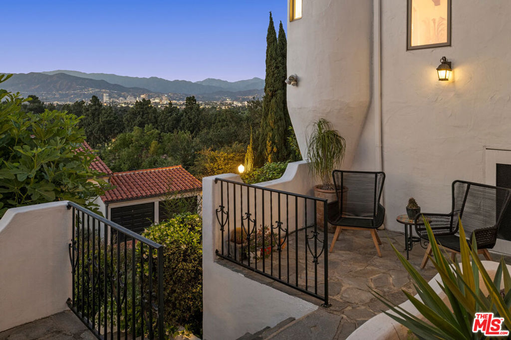3700 Arbolada Road