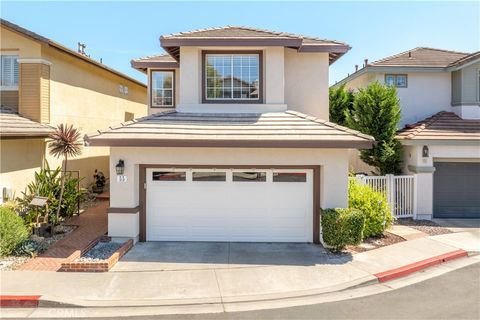 Photo of 55 Cottage Ln, Aliso Viejo, CA 92656 (MLS # OC26073088)