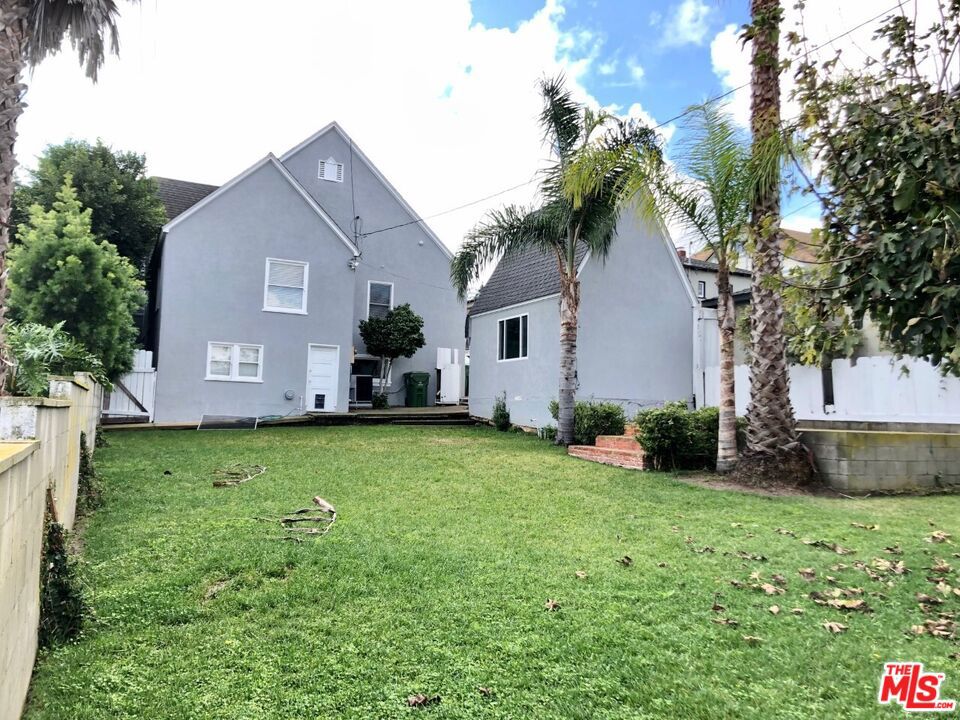 1334 W 17th Street