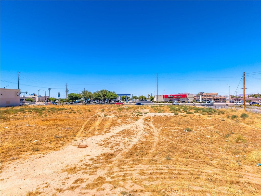 15335 Bear Valley