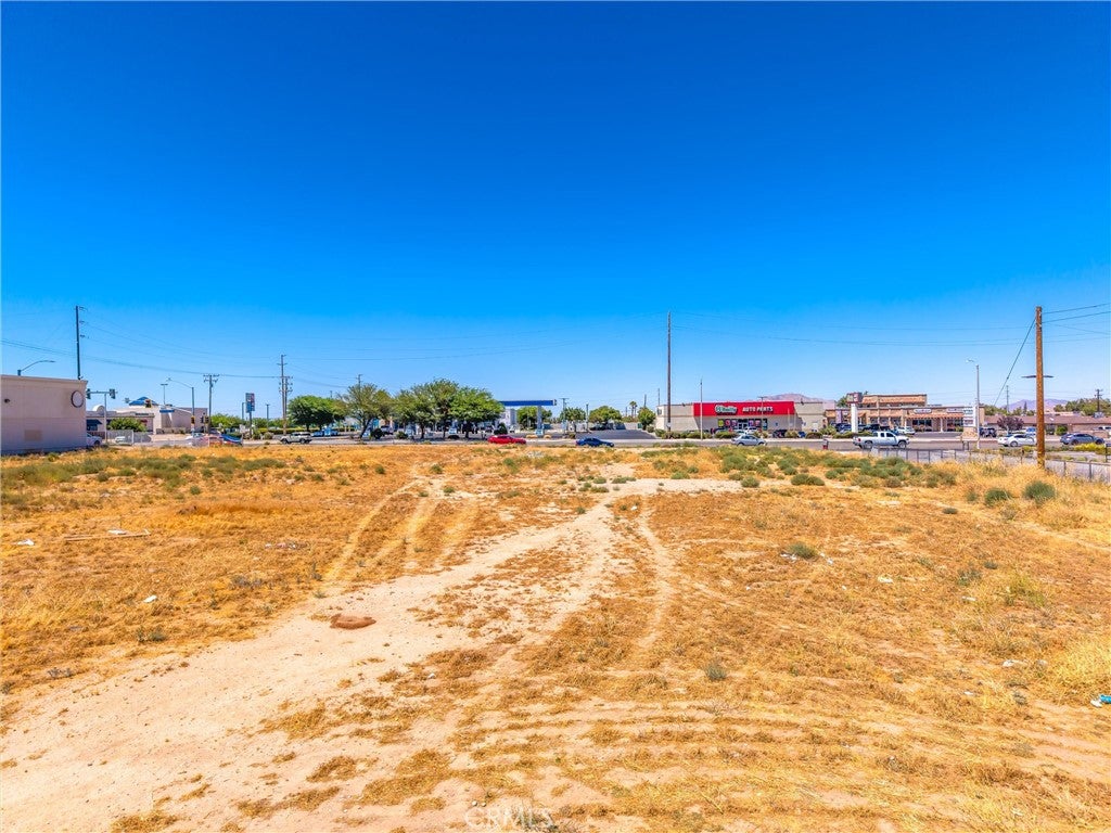 15335 Bear Valley