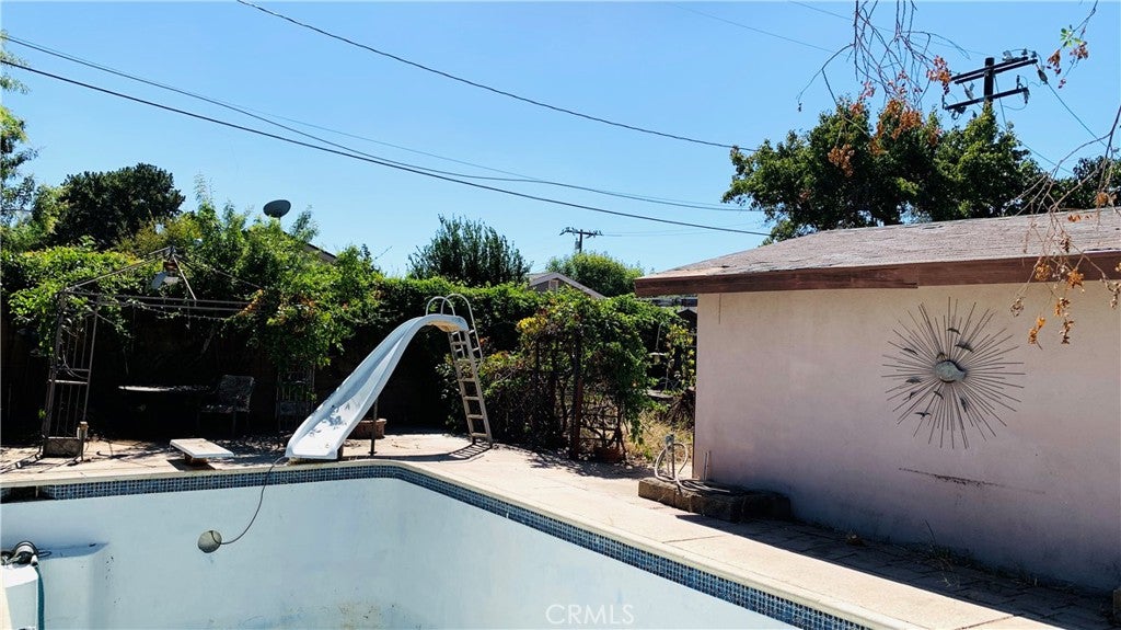 20192 E Santiago Canyon