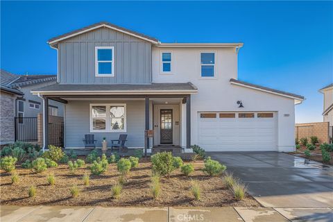 Photo of 28512 Wildflower Terrace, Castaic, CA 91384 (MLS # SR26079680)