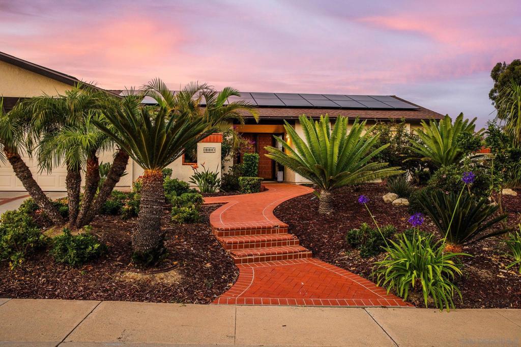1007 Passiflora Ave