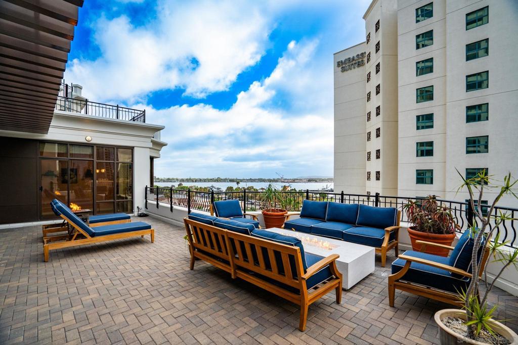 700 W Harbor Dr Dr