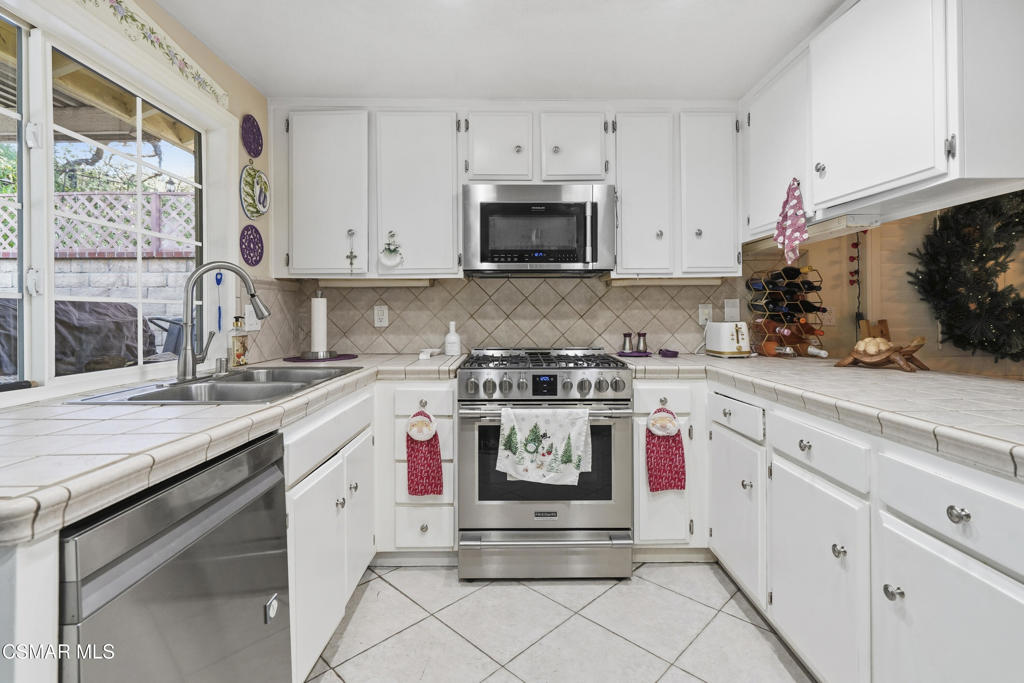 Hillrise-855 - 855 - Residential