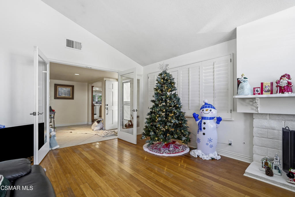 Hillrise-855 - 855 - Residential