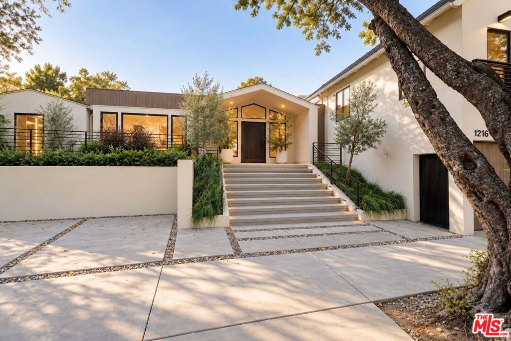 12160 Laurel Terrace Drive
