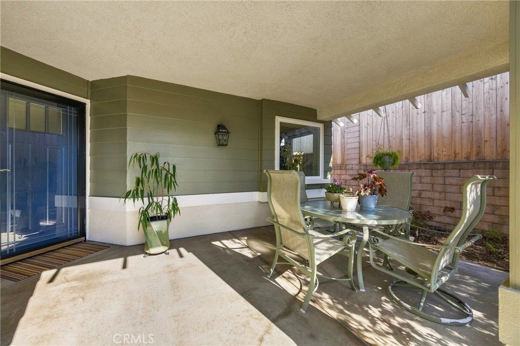 1145 Rose Ct
