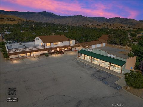Photo of 6400 Wofford BLVD, Wofford Heights, CA 93285 (MLS # NS26119791)