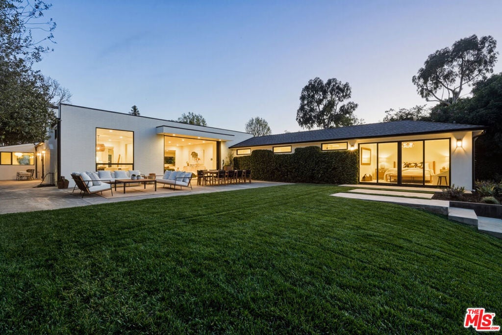 6321 Riggs Place
