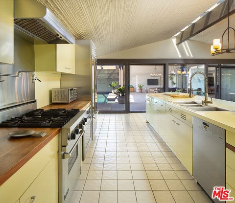 Tiny photo for 87 Vientos Road, Camarillo, CA 93010 (MLS # 26991835)