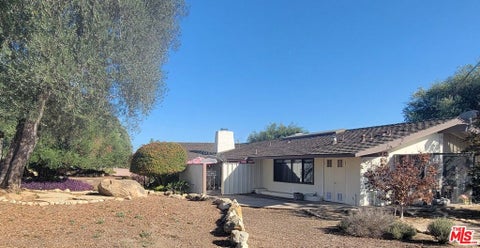 Tiny photo for 87 Vientos Road, Camarillo, CA 93010 (MLS # 26991835)
