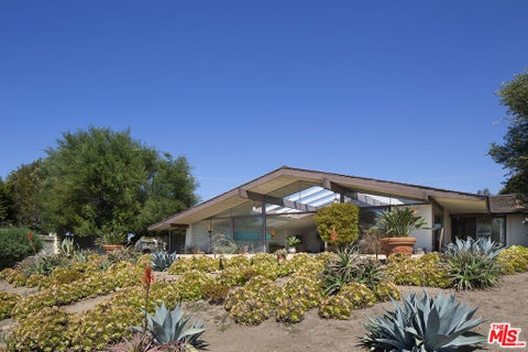 Tiny photo for 87 Vientos Road, Camarillo, CA 93010 (MLS # 26991835)