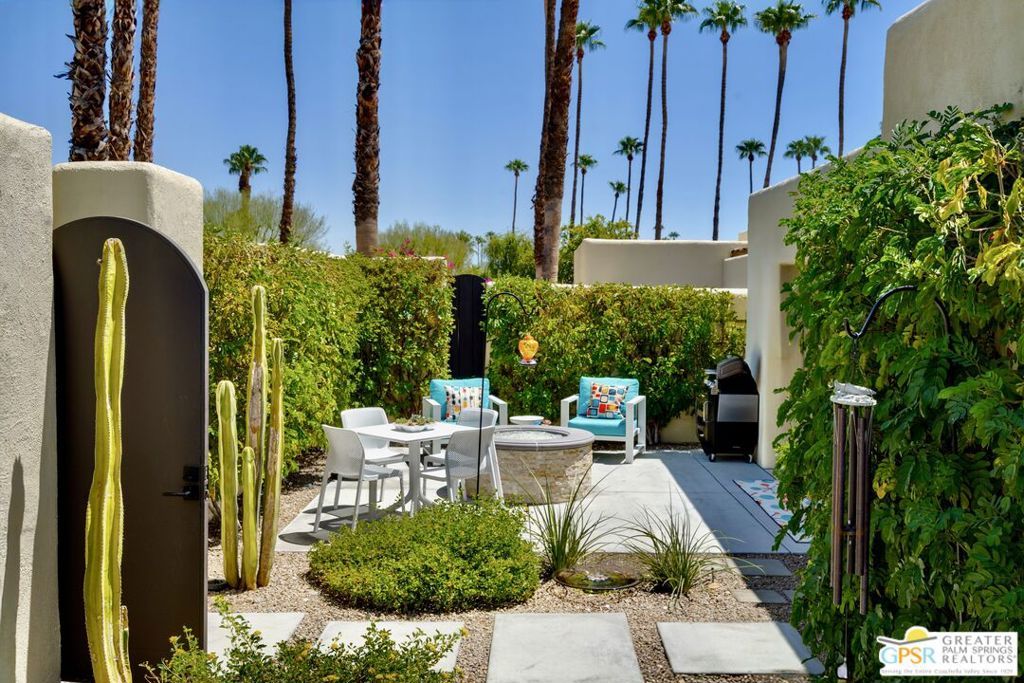 Photo of 468 N Greenhouse Way, Palm Springs, CA 92262 (MLS # 25578715PS)