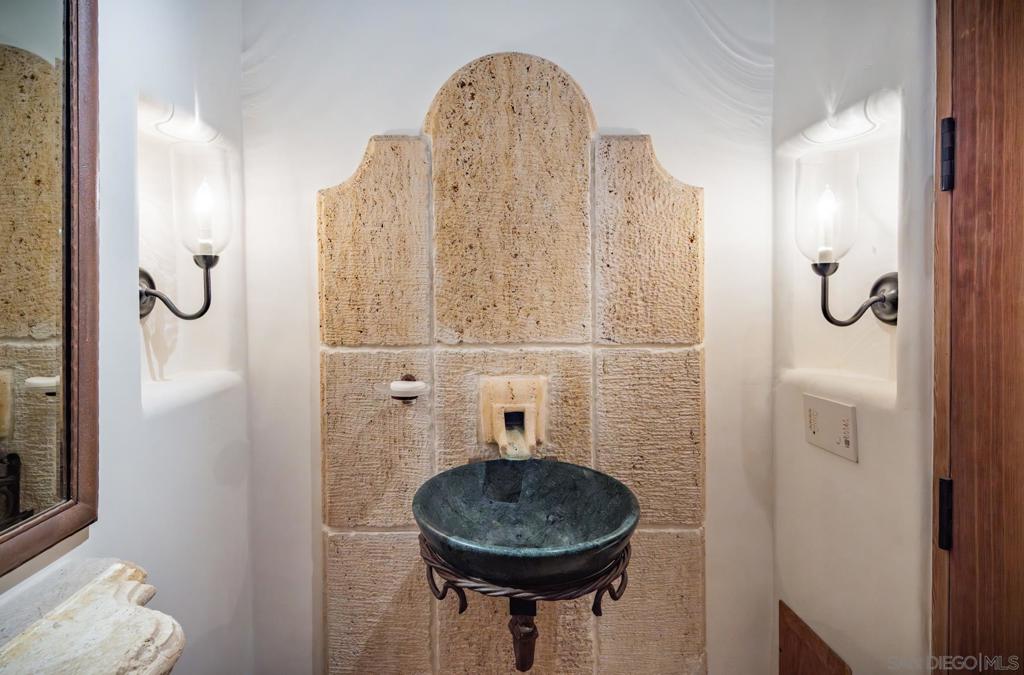 Rancho Santa Fe - Residential