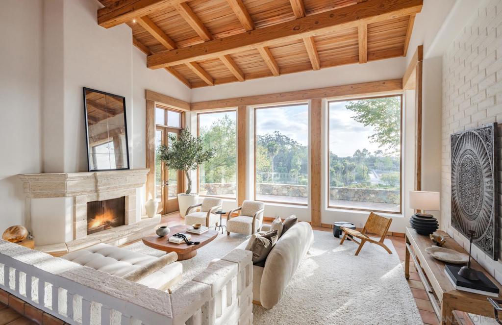 Rancho Santa Fe - Residential