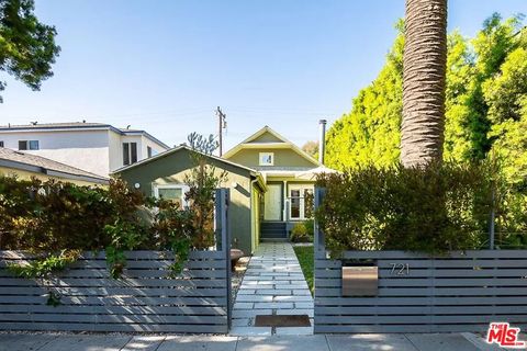 Photo of 721 Marine Street, Santa Monica, CA 90405 (MLS # 26670895)