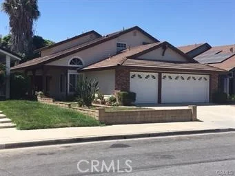 MLS: OC26111540