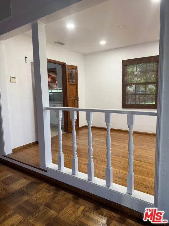 Sherman Oaks, California 91401, United States, 3 Bedrooms Bedrooms, ,3 BathroomsBathrooms,Residential,Active,249057