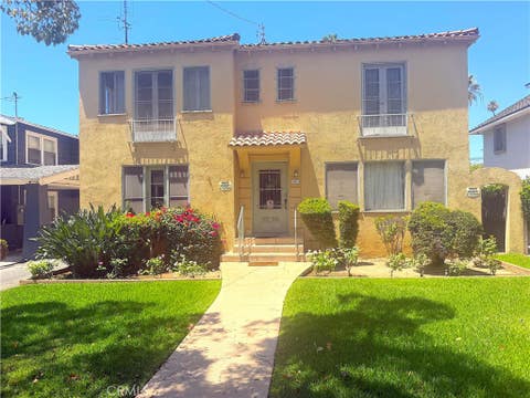 Photo of 141 N Bonnie Avenue, Pasadena, CA 91106 (MLS # SR26155217)