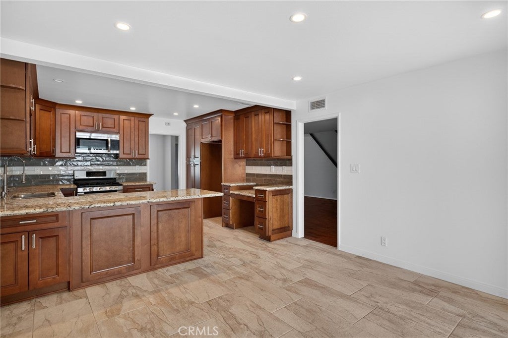 11 Redwood Tree, Irvine CA 92612 - Photo 13